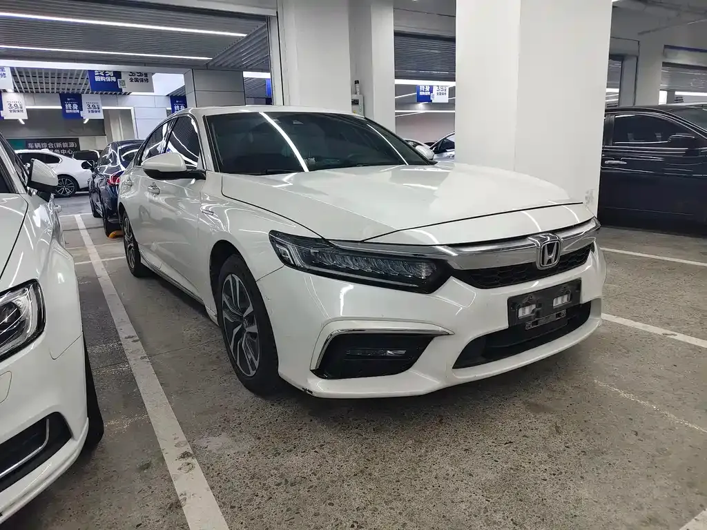 Honda Inspire — фото 10