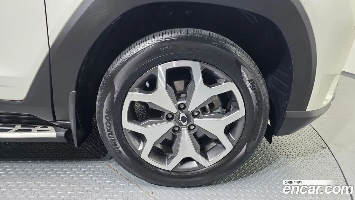 KG Mobility (Ssangyong) Torres — фото 10