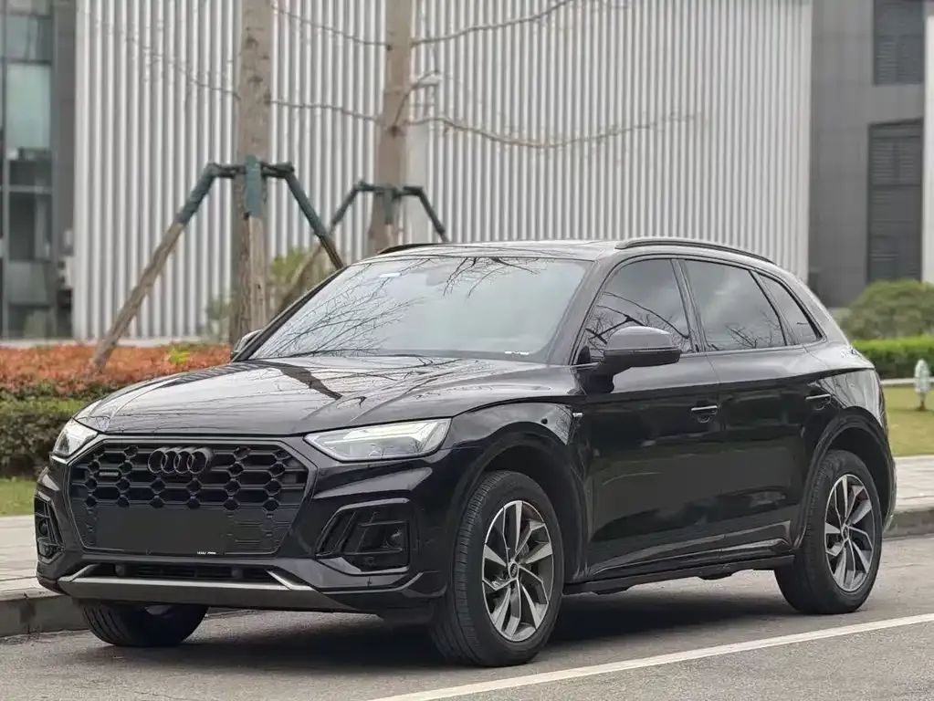 Audi Q5L 2023 из CN, фото 1