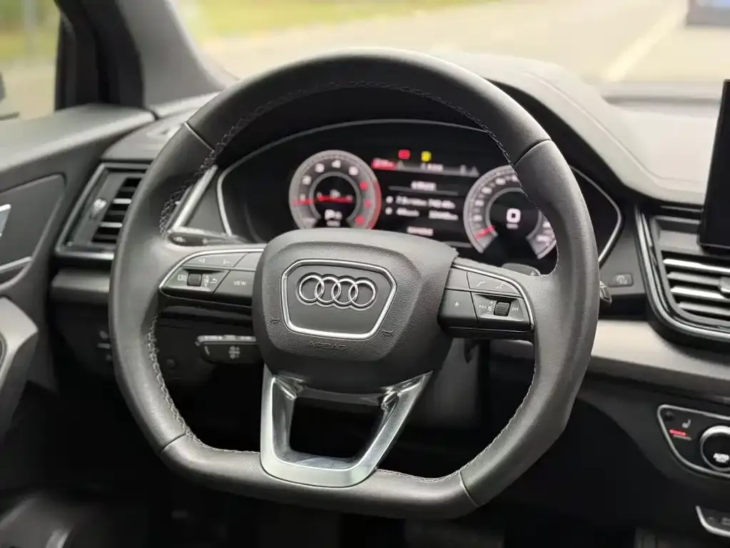 Audi Q5L 2023 из CN, фото 8