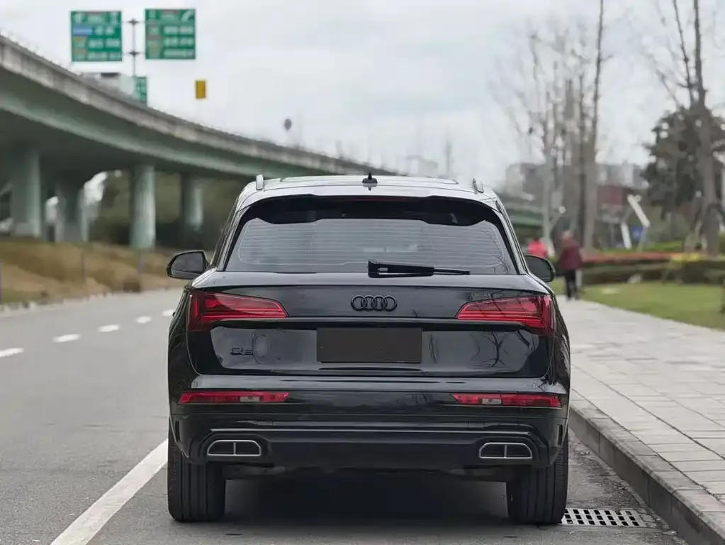 Audi Q5L 2023 из CN, фото 4
