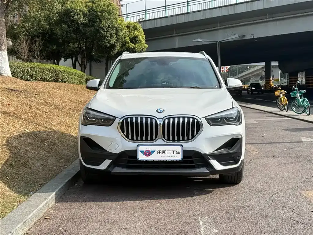 BMW X1 — фото 4