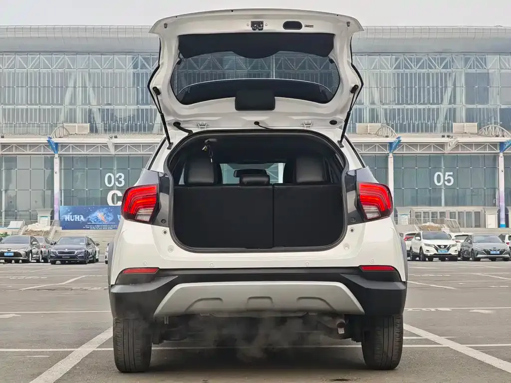 Toyota Yaris L 2022 из CN, фото 10