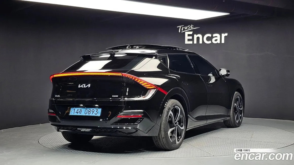 Kia EV6 — фото 2