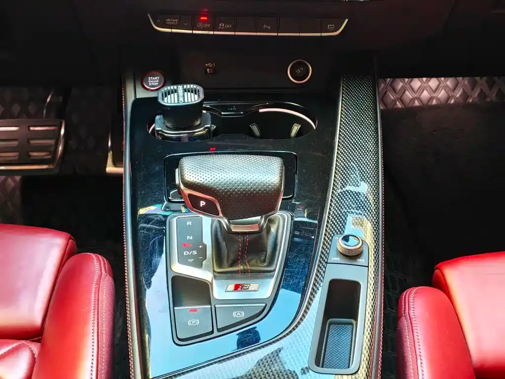 Audi S4 2021 из CN, фото 8