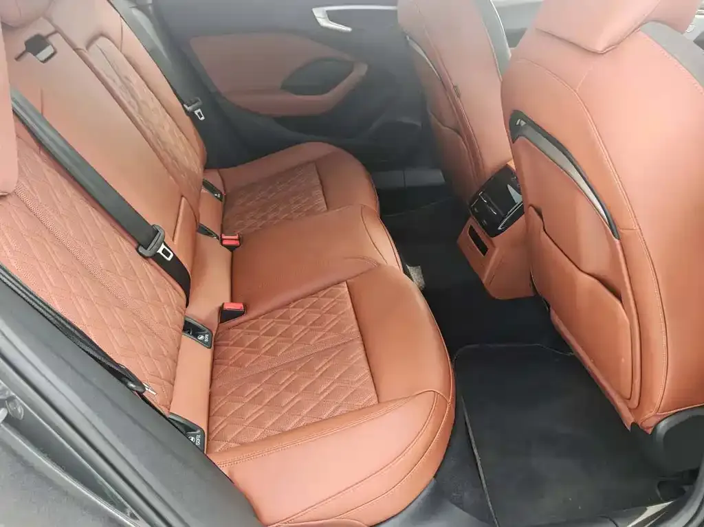 Audi A5L 2025 из CN, фото 4