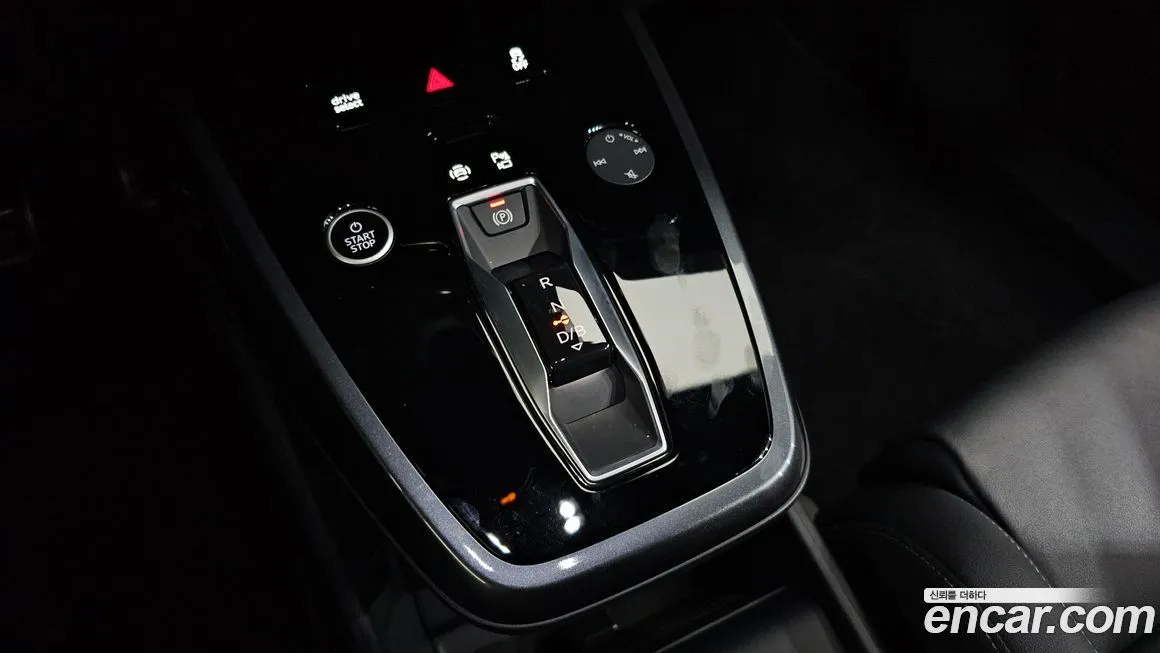 Audi Q4 e-tron 2025 из KR, фото 6