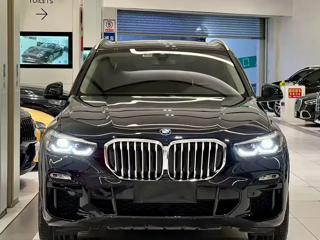 BMW X5 (Import) — фото 7