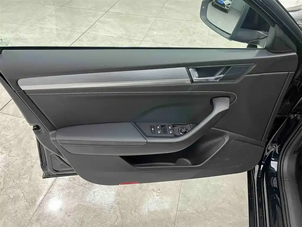 Skoda Superb 2024 из CN, фото 7