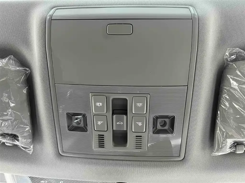 Skoda Superb 2024 из CN, фото 10