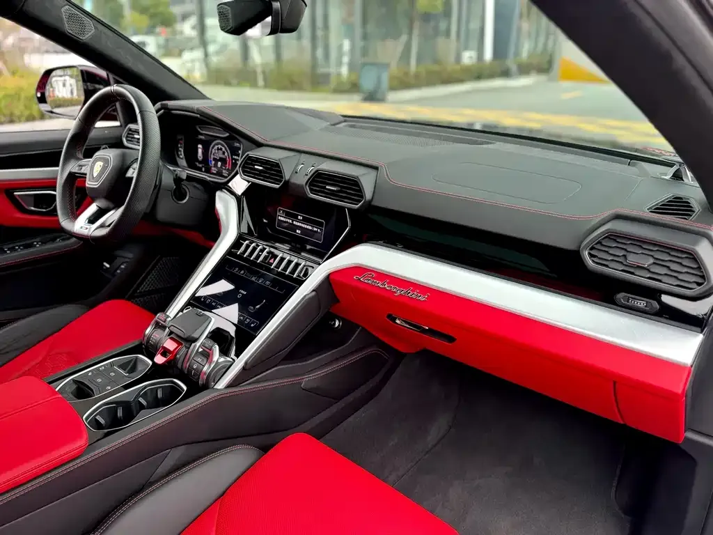 Lamborghini Urus 2021 из CN, фото 3