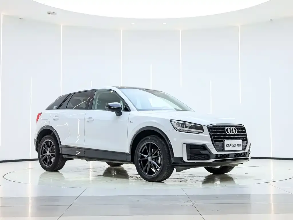 Audi Q2L 2021 из CN, фото 1