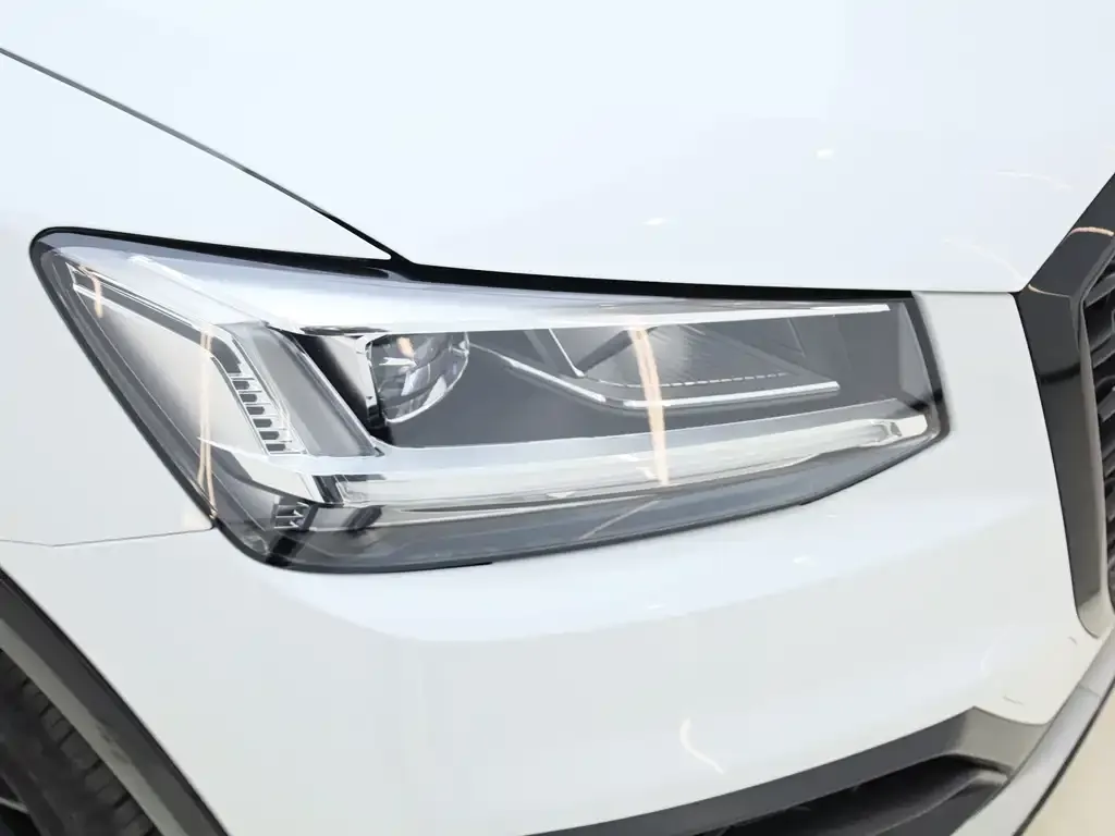 Audi Q2L 2021 из CN, фото 6