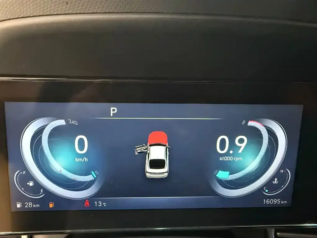 Hyundai Elantra — фото 2