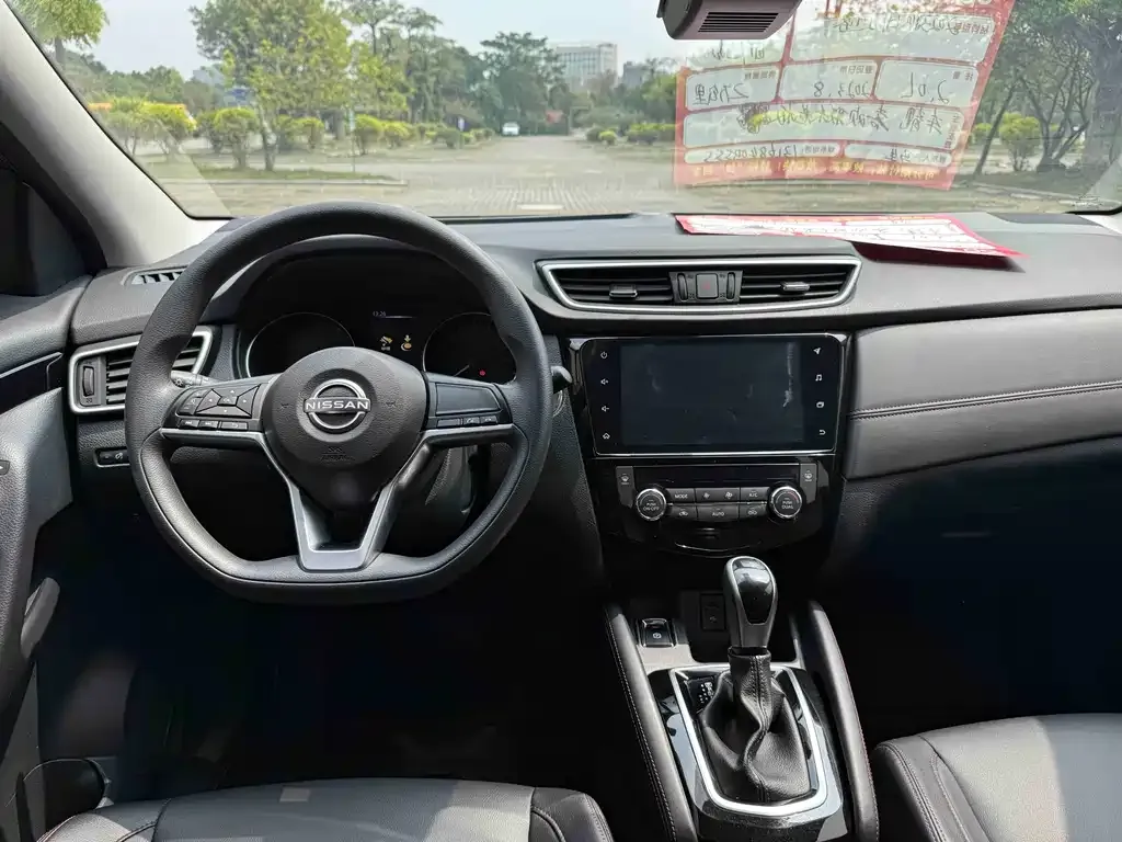 Nissan Qashqai — фото 5