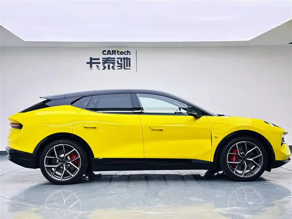 Lotus Eletre — фото 3
