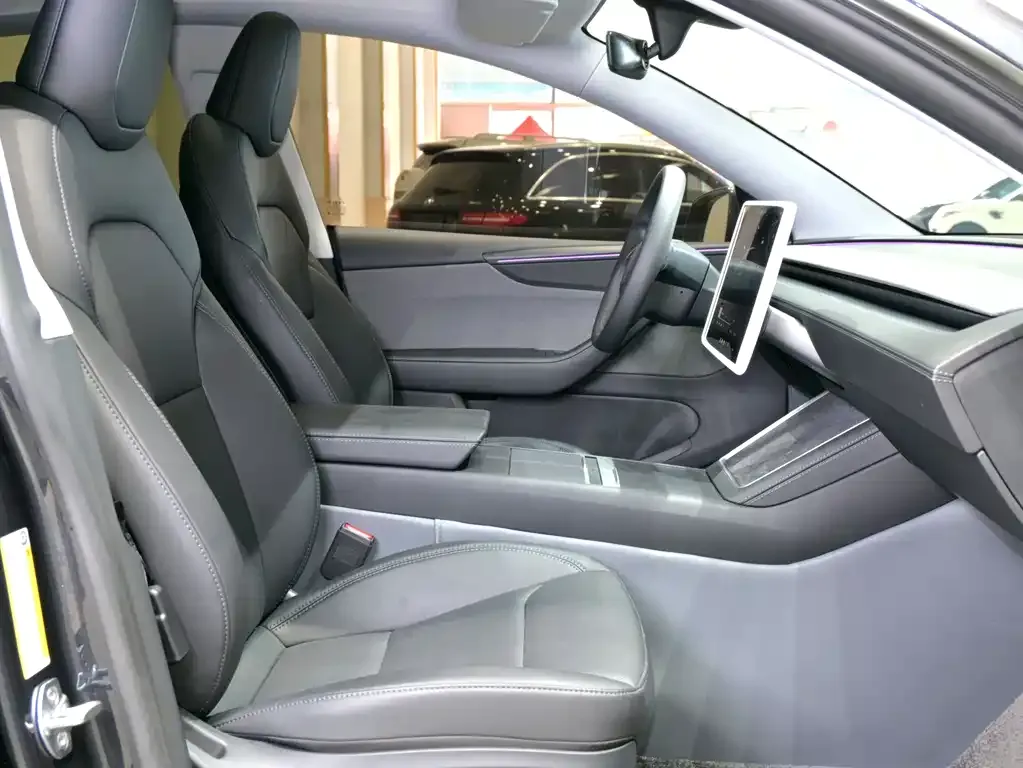 Tesla Model Y 2025 из CN, фото 7