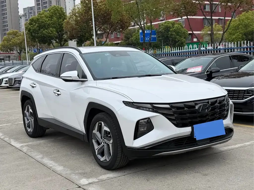 Hyundai Tucson — фото 9