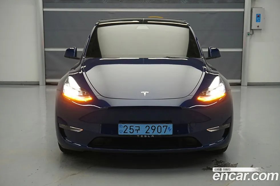 Tesla Model Y — фото 2