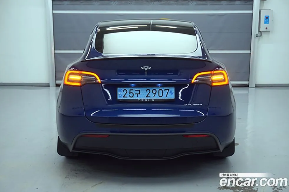 Tesla Model Y — фото 4