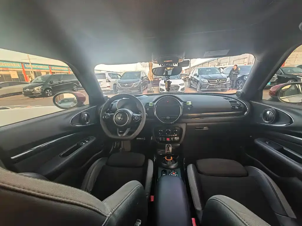 MINI Clubman JCW 2021 из CN, фото 3