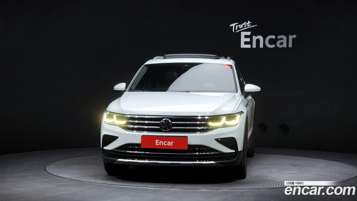 Volkswagen Tiguan — фото 2