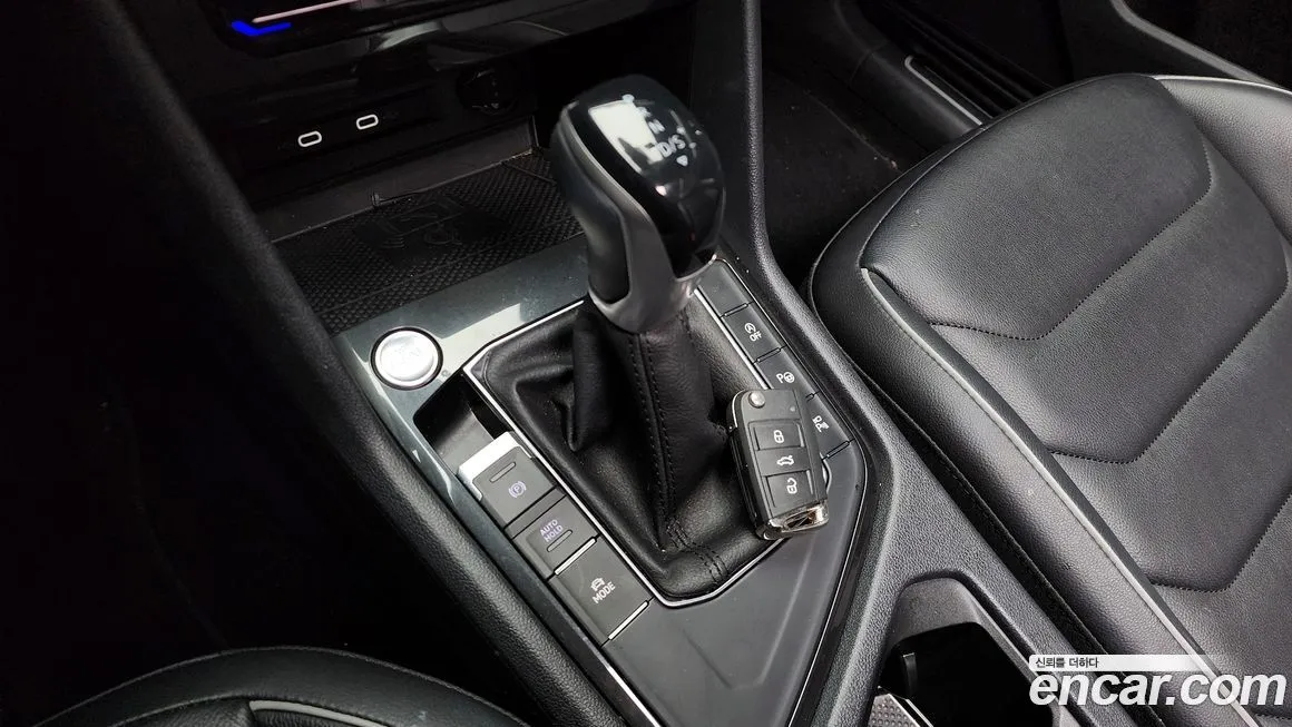 Volkswagen Tiguan — фото 7