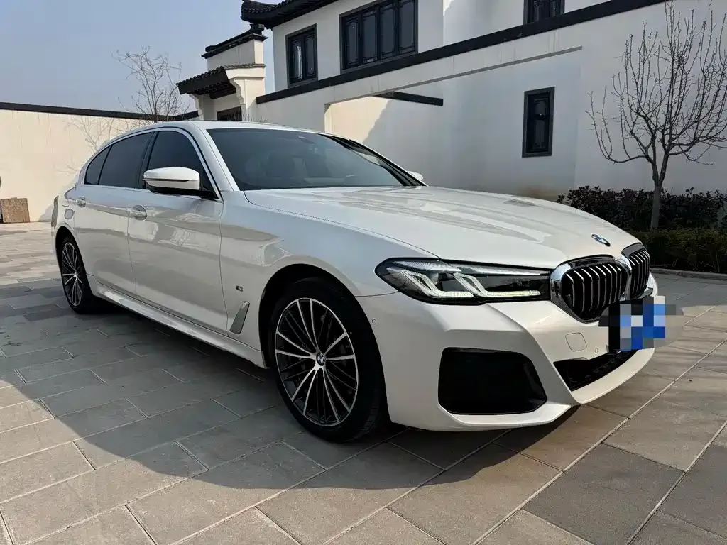BMW 5 Series — фото 3
