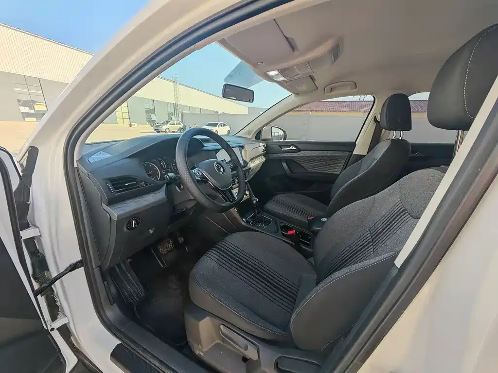 Volkswagen Tharu 2021 из CN, фото 4