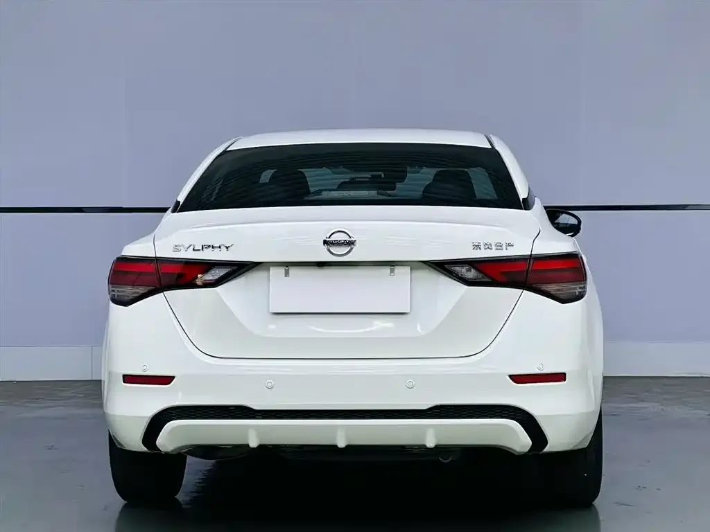 Nissan Sylphy 2022 из CN, фото 2