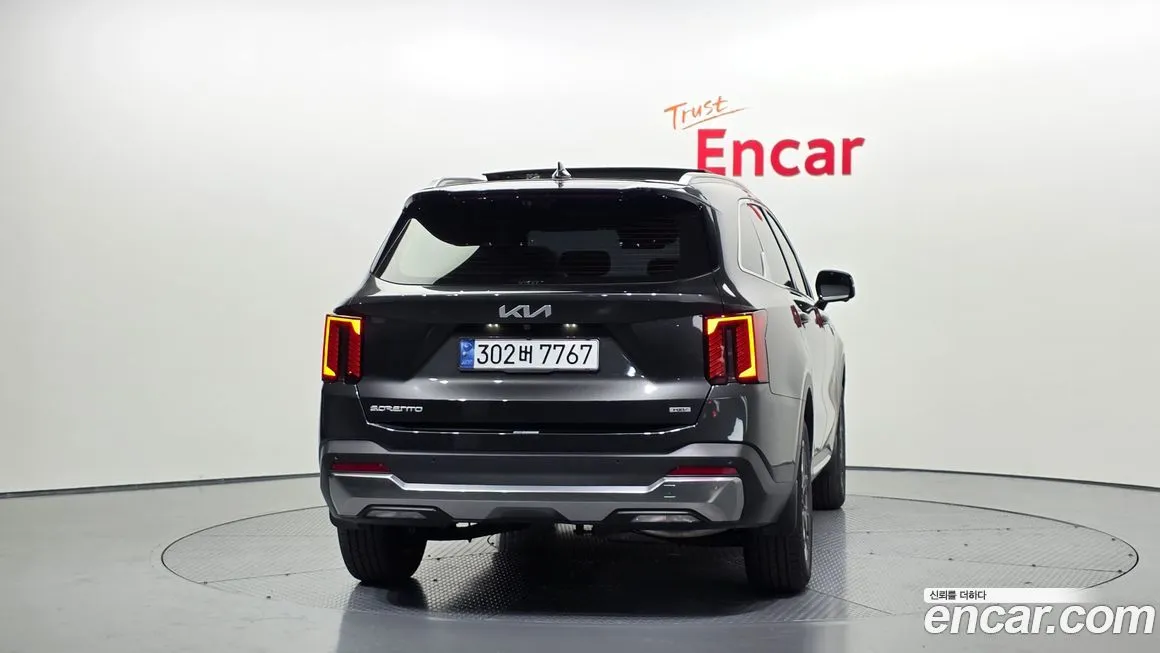 Kia Sorento — фото 3
