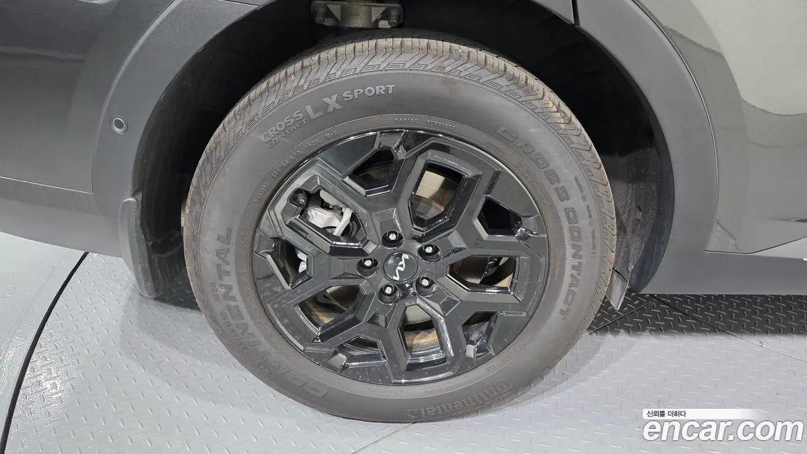 Kia Sorento — фото 10