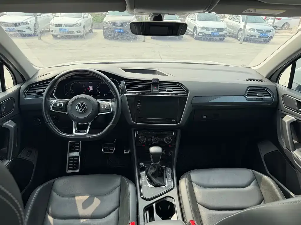 Volkswagen Tiguan L 2021 из CN, фото 5