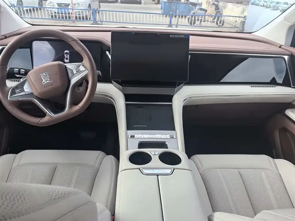 BYD Xia 2025 из CN, фото 6