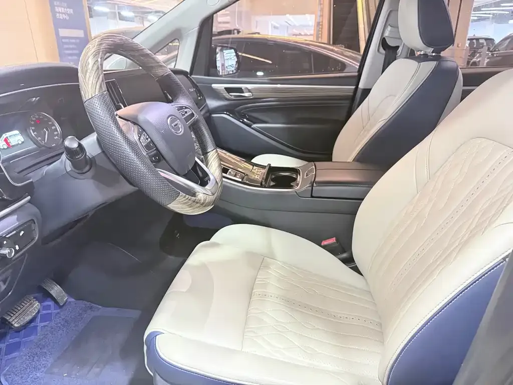 GAC Motor Trumpchi M8 — фото 2