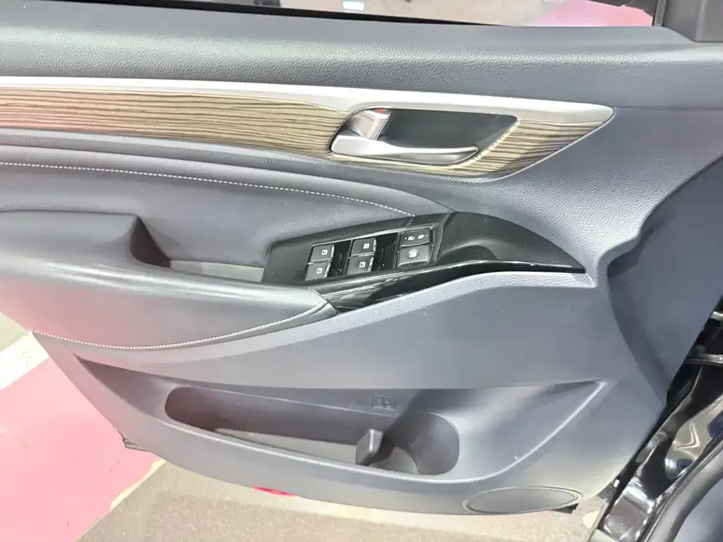 GAC Motor Trumpchi M8 — фото 3
