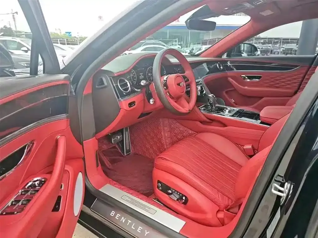 Bentley Flying Spur 2021 из CN, фото 6