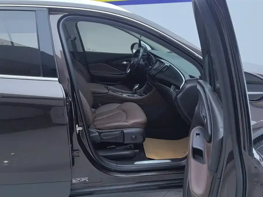 Buick Envision Plus — фото 2
