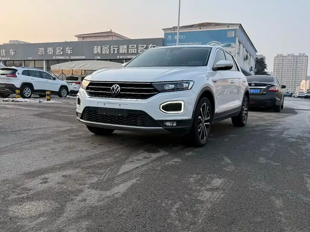 Volkswagen T-Roc 2021 из CN, фото 1