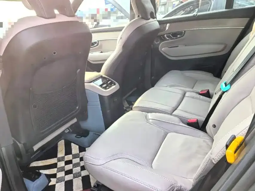 Volvo XC90 PHEV 2025 из CN, фото 2