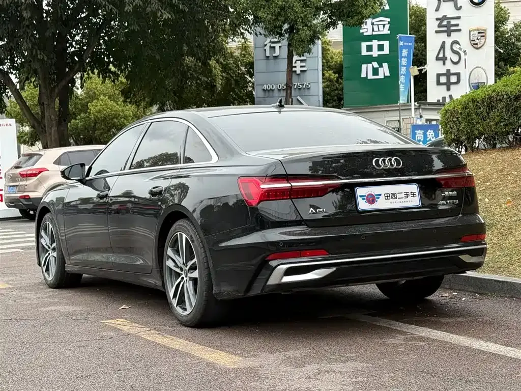 Audi A6L — фото 4