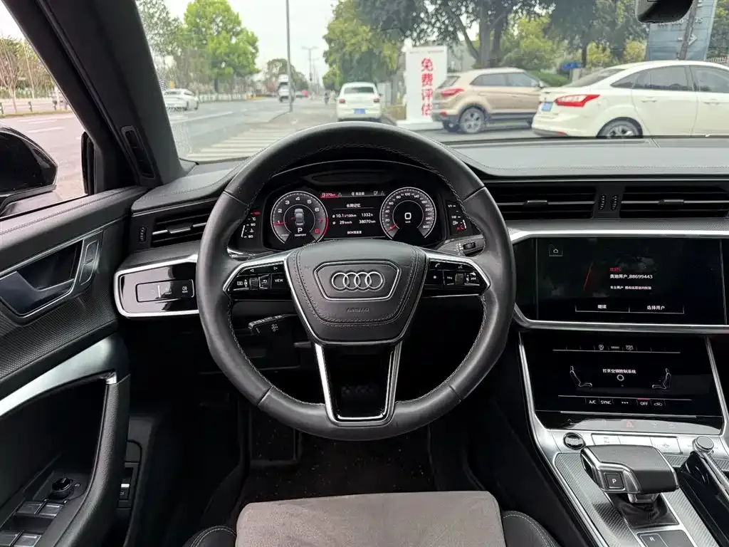 Audi A6L — фото 6