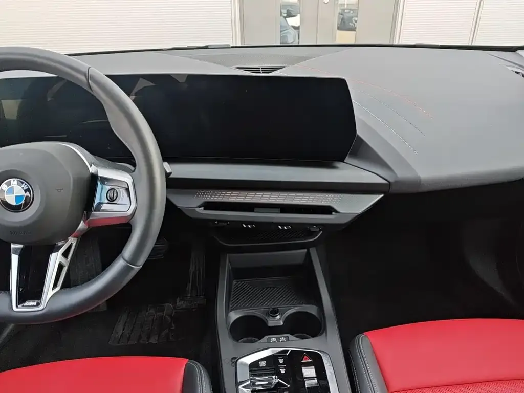 BMW 2 Series 2025 из CN, фото 4