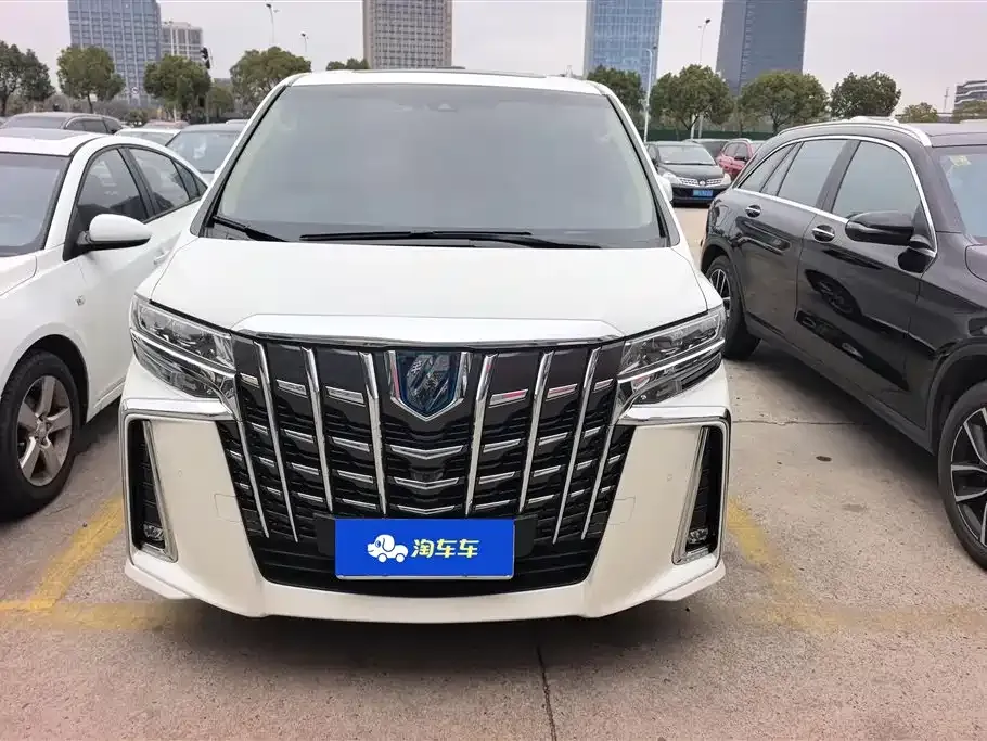 Toyota Alphard 2022 из CN, фото 5