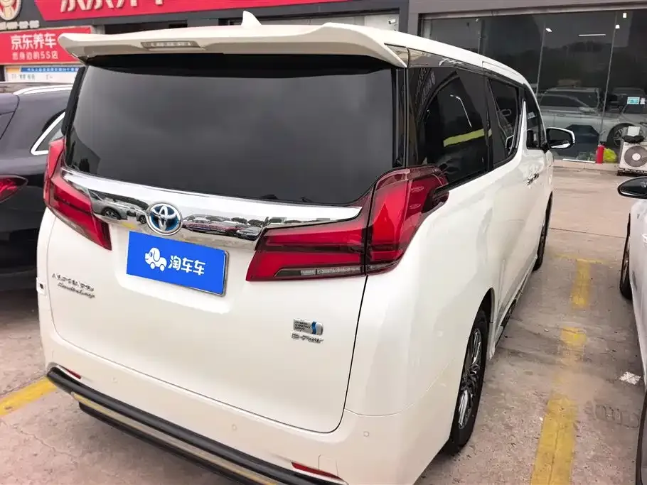 Toyota Alphard 2022 из CN, фото 4