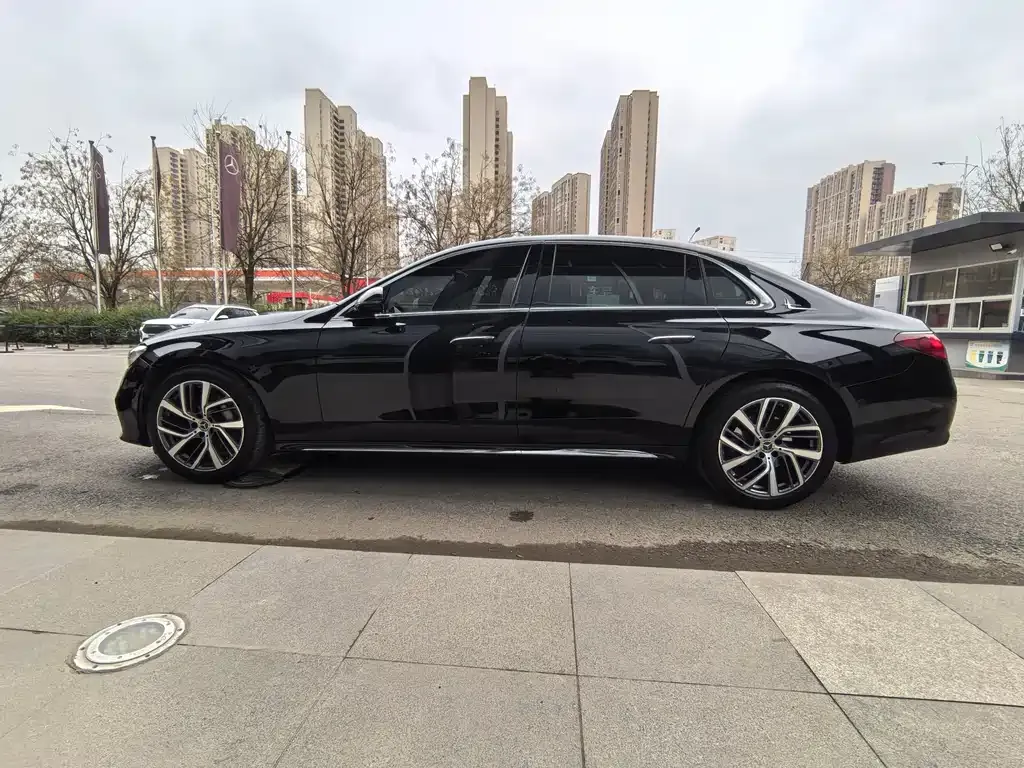 Mercedes-Benz E-Class 2024 из CN, фото 4