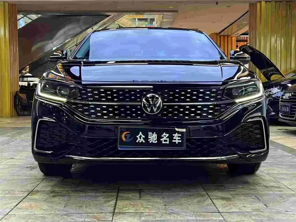Volkswagen Passat — фото 4