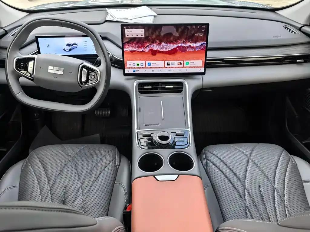 Geely Galaxy L6 — фото 10
