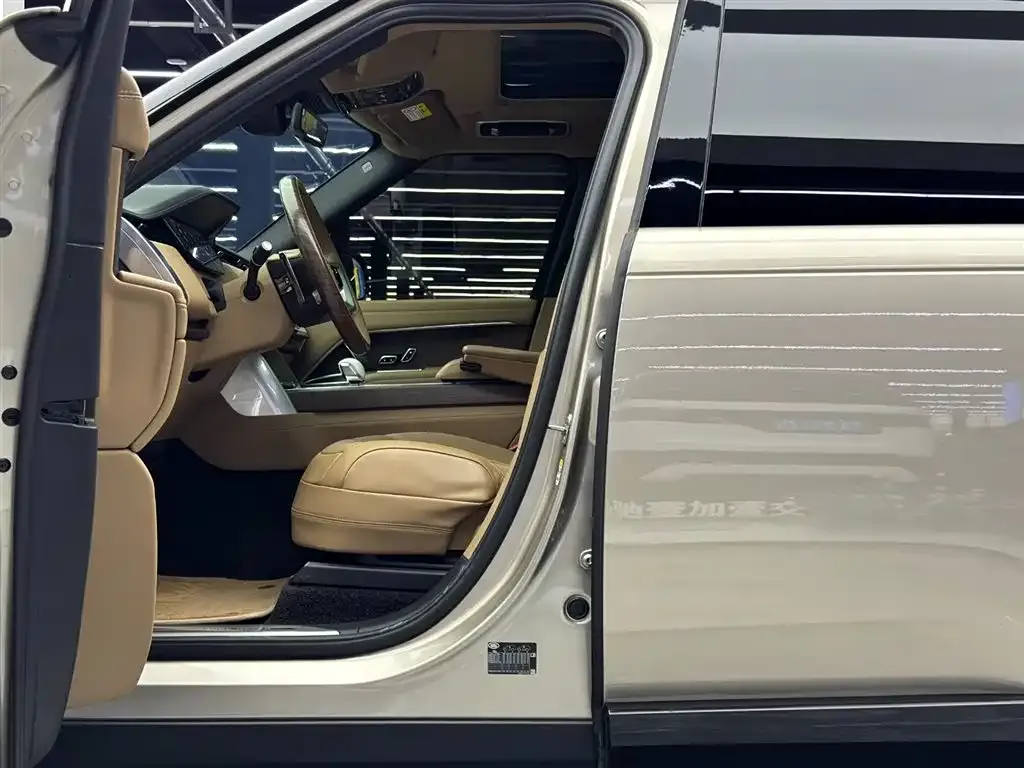 Land Rover Range Rover 2025 из CN, фото 7