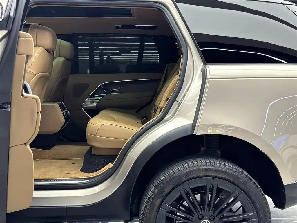 Land Rover Range Rover 2025 из CN, фото 8